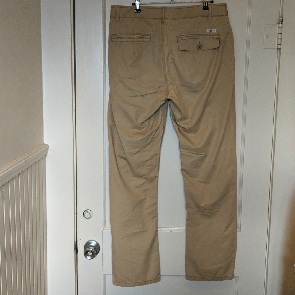 Canterbury of New Zealand, Khaki pants, size 32.